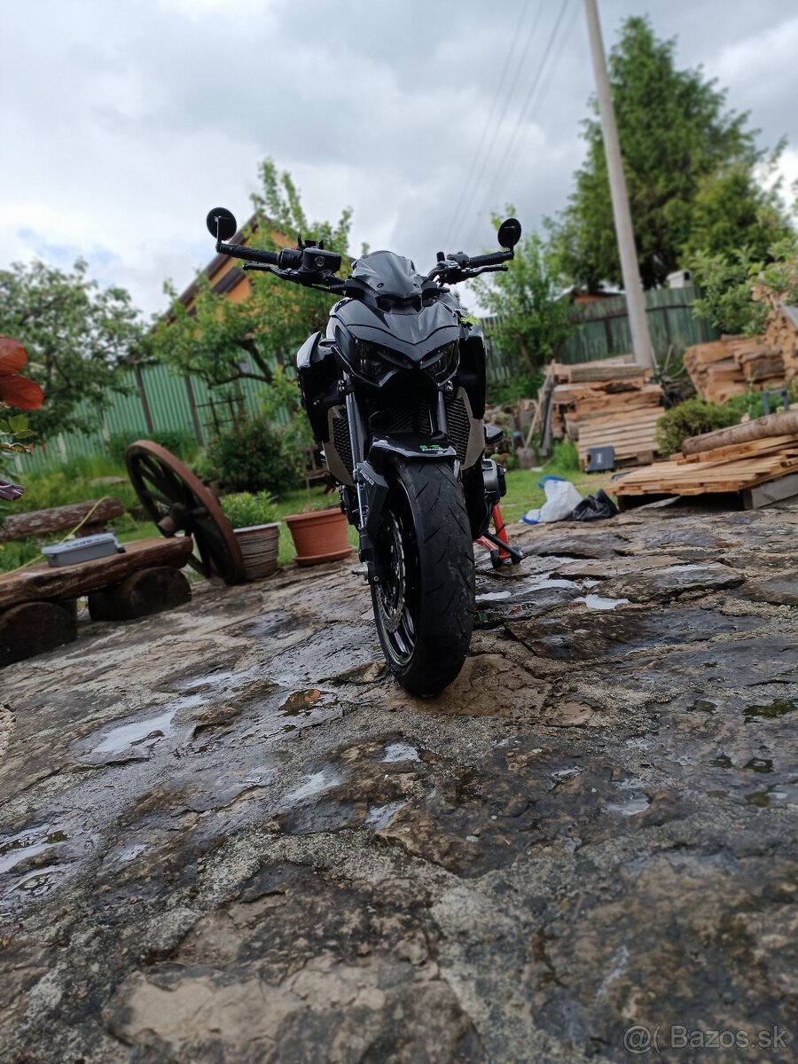 Kawasaki z900 - 2