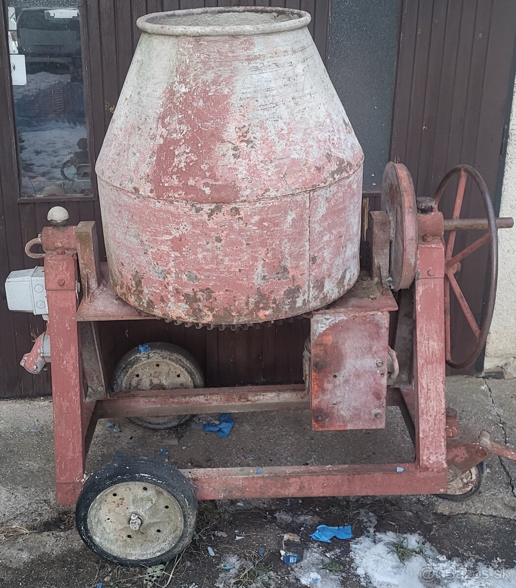 Miešačka na betón - 2