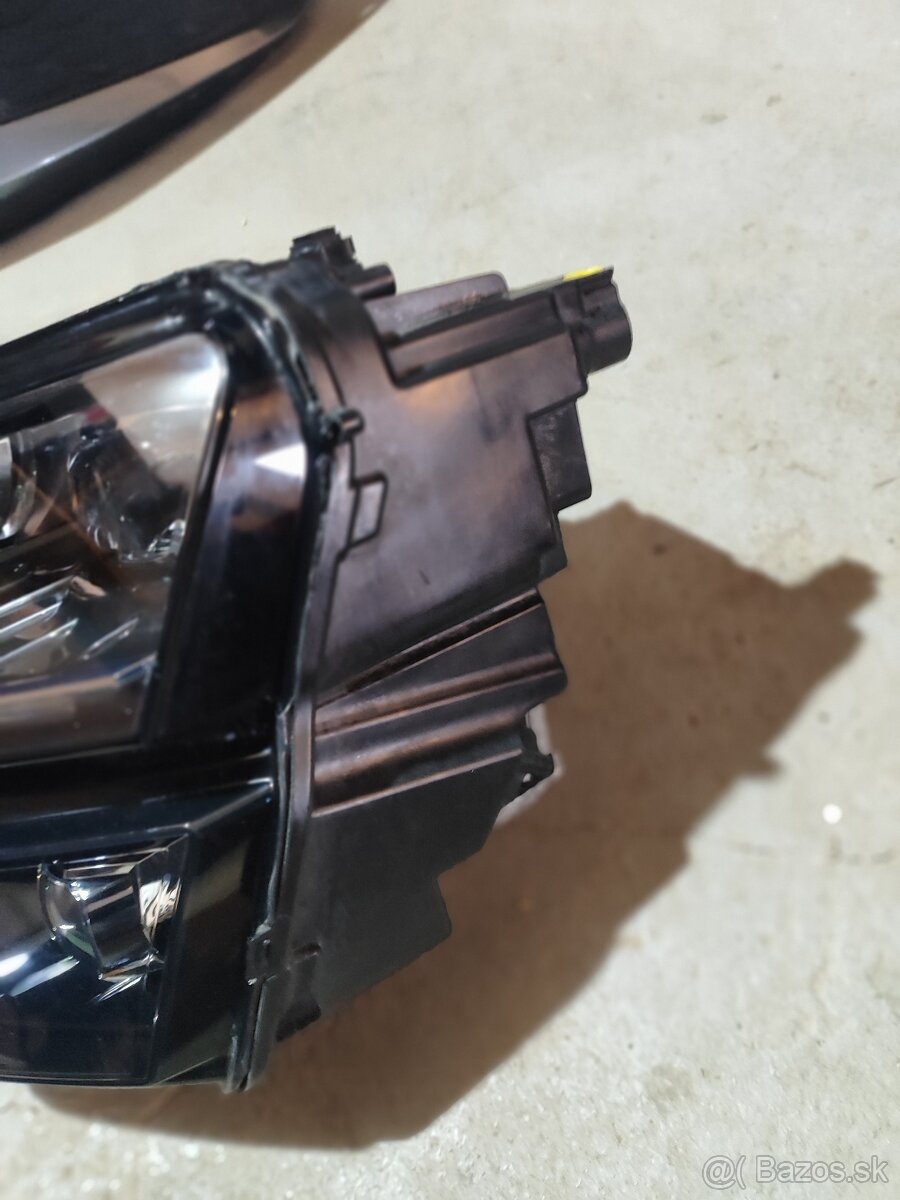 Svetlo ľavé Škoda Karoq - 2