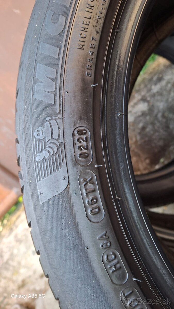 Michelin 225/45 R17 - 2