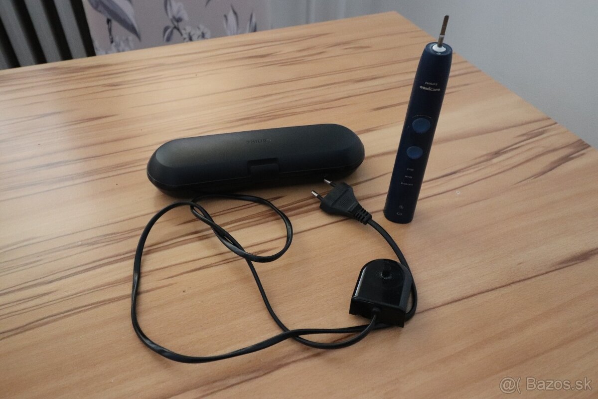 Philips Sonicare 5100 modrý a príslušenstvo - 2