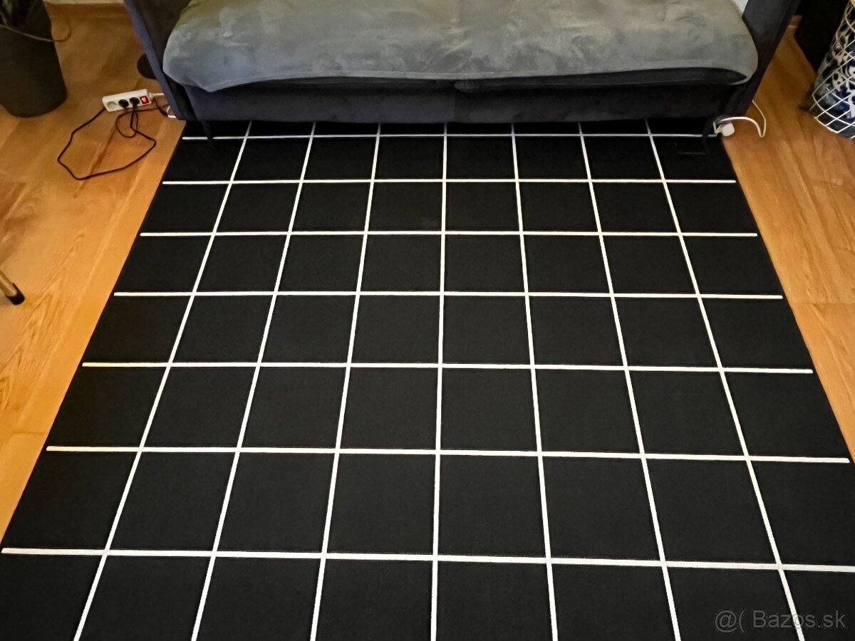 Koberec SVALLERUP IKEA - 2