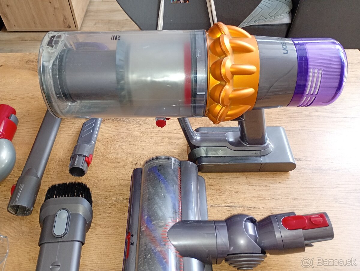 Dyson V15 - 2