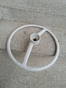 Biely volant Zetor 20, 30,4011 - 2