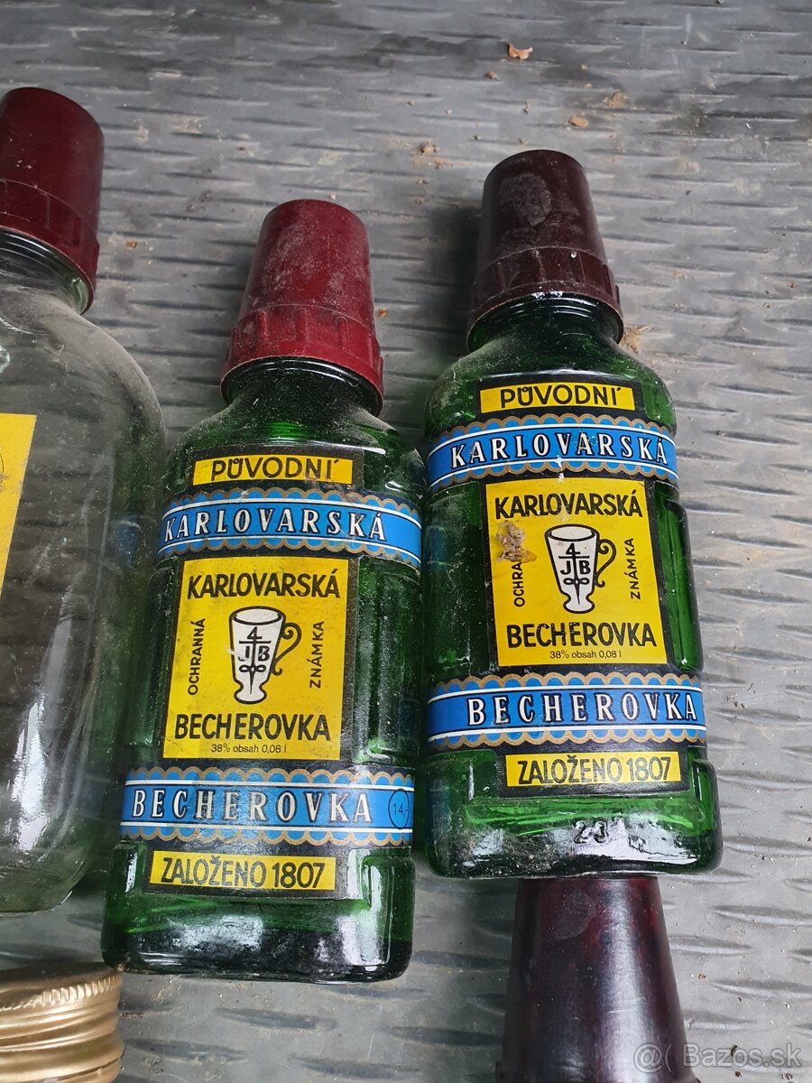 Sklenené flaše cola, becherovka kava - 2