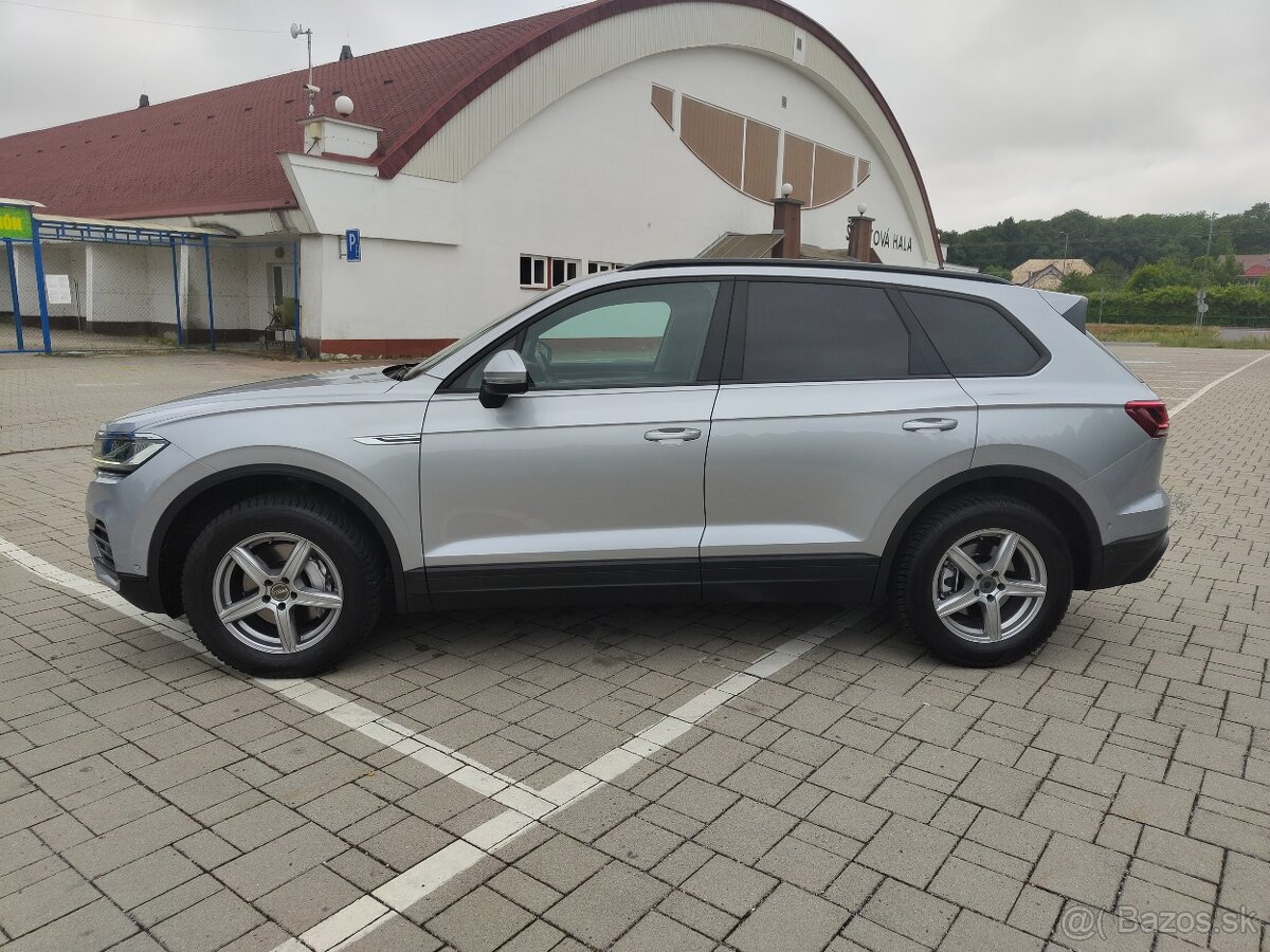 Volkswagen Tuareg 3.0 -170kw