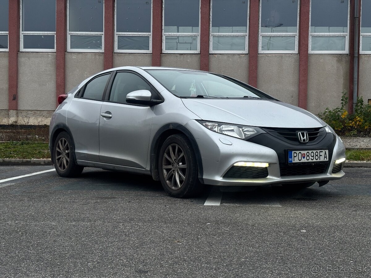 Honda Civic 1.4 Vtec 9.generácie - 2