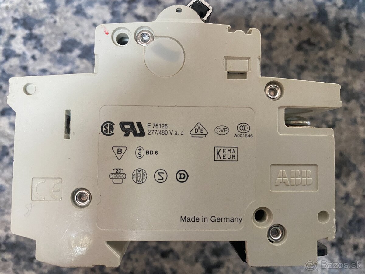 Istič 4 - pólový ABB - 2