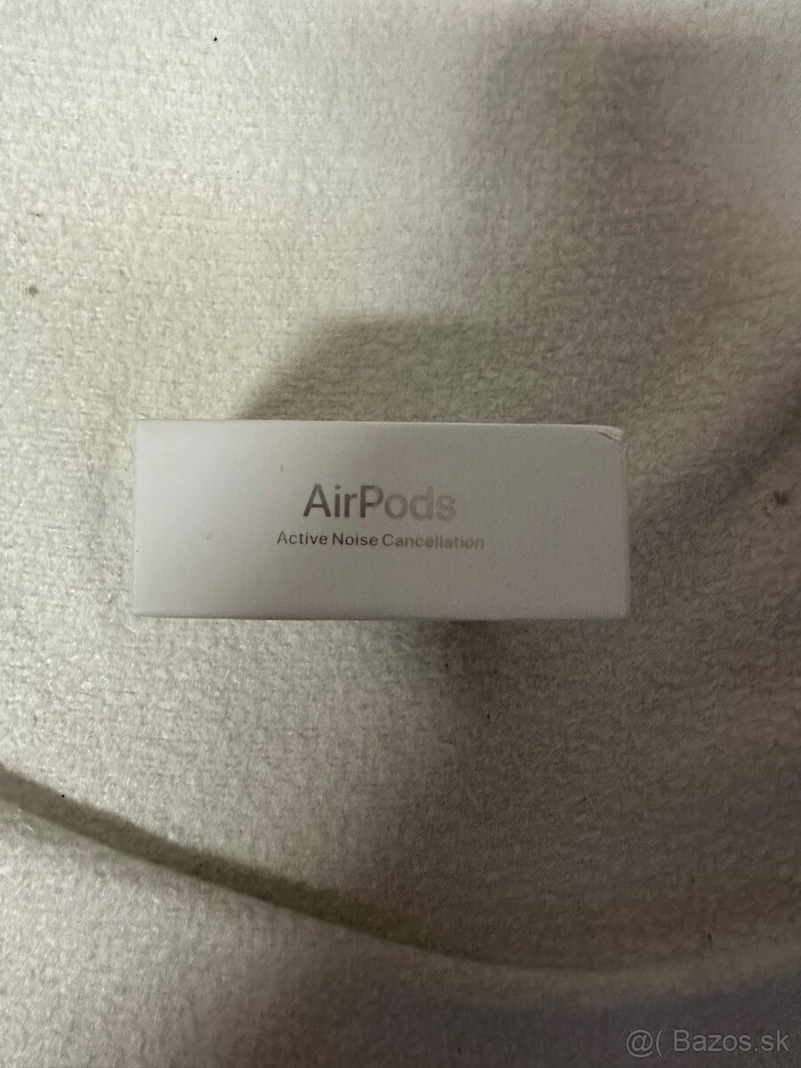 Apple AirPods 4 ANC - 2