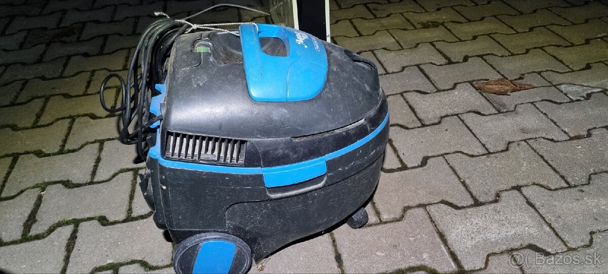 Vysávač - 2