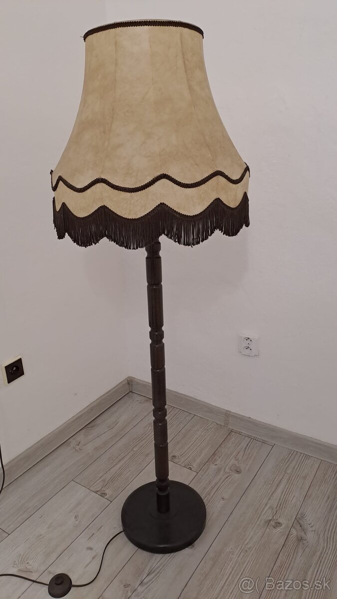 Stojacia lampa - 2