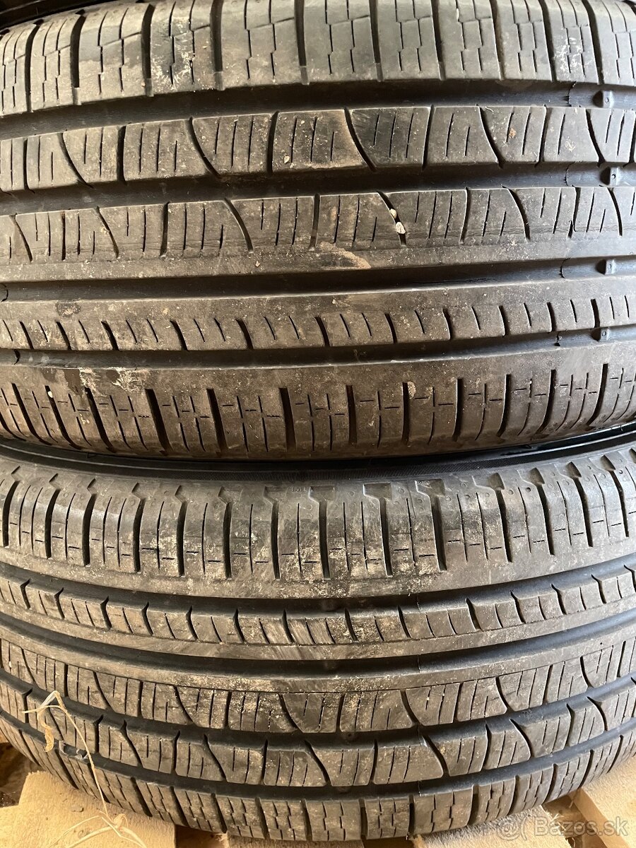 Pneu 225/60 r17 - 2