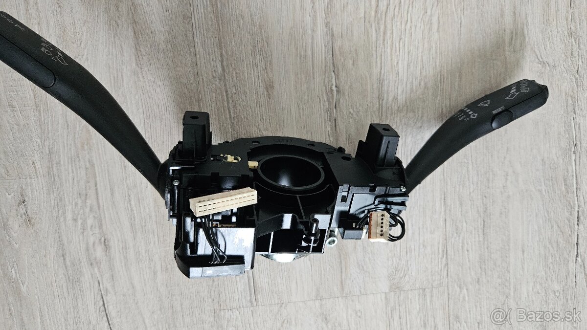 Páčky pod volant Audi A4 B8 (VW koncern) + kryt - 2