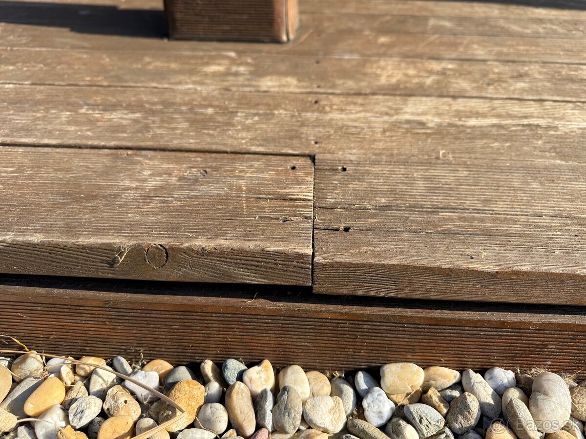 Brigáda - náter a oprava drevenej terasy - 2