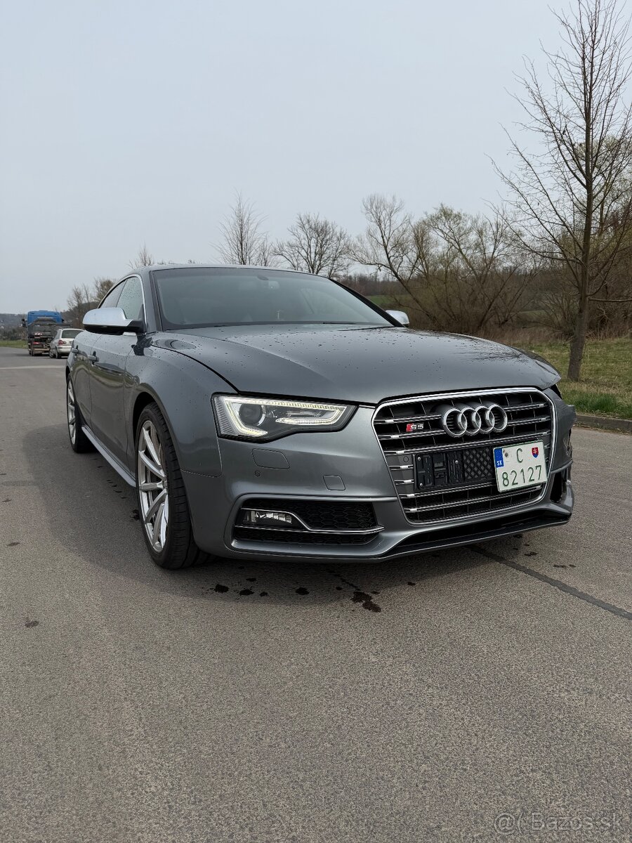 Audi S5 - 2