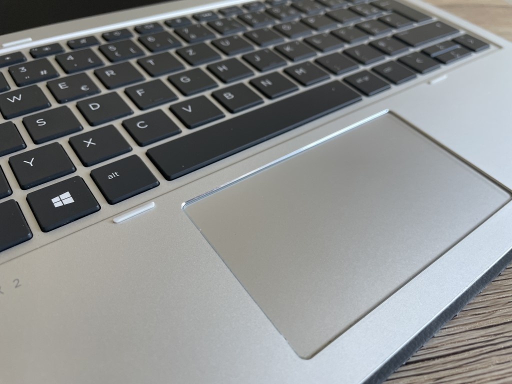 stylovka HP Elite X2 - i7 8.gen, 3k LCD 3000x2000 - 2