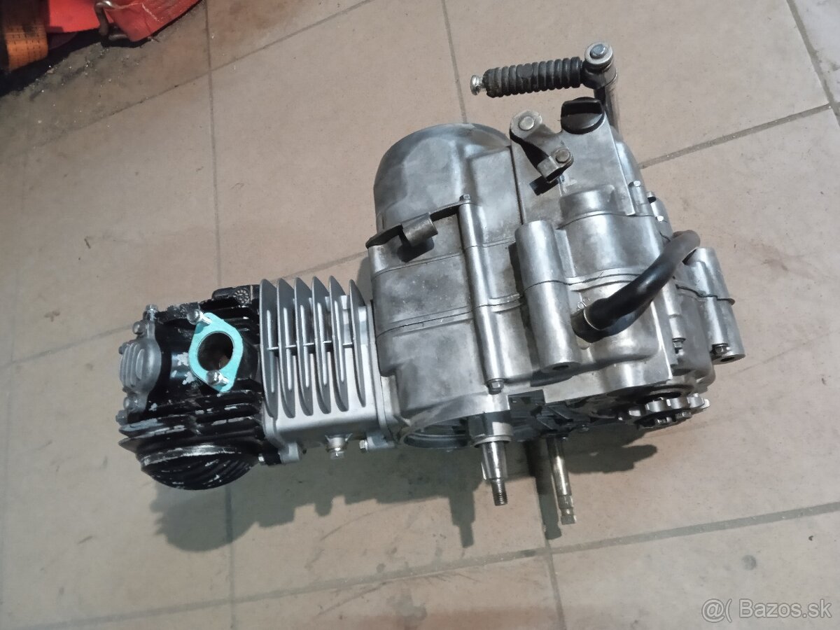 Motor Stomp 140 - 2