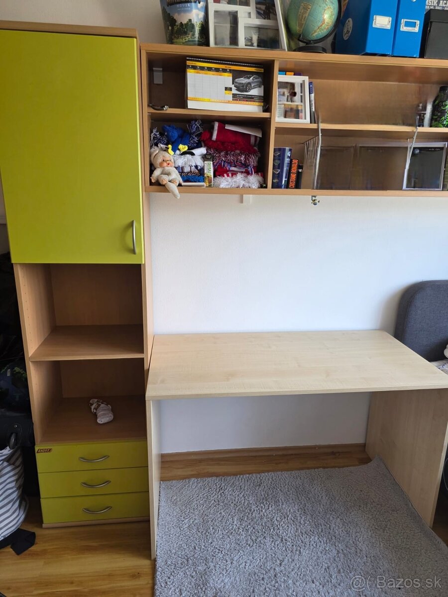 Skrinka a písaci stolík - 2
