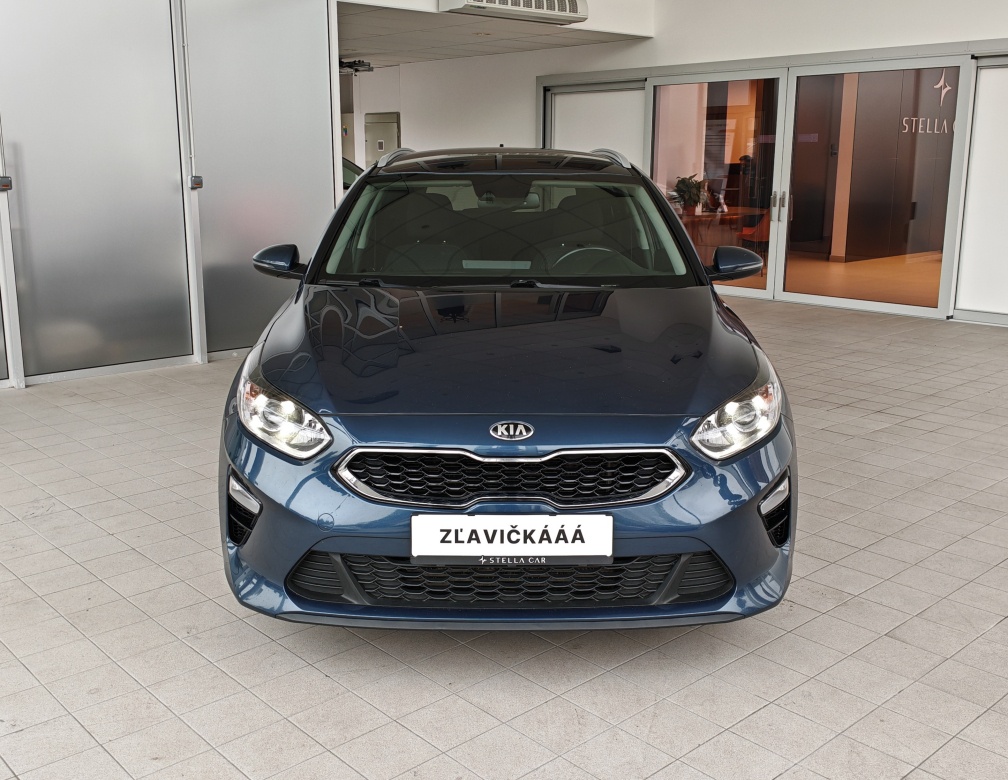 Kia Ceed SW 1.6 CRDi MHEV Gold A/T// AJ NA SPLÁTKY// - 2