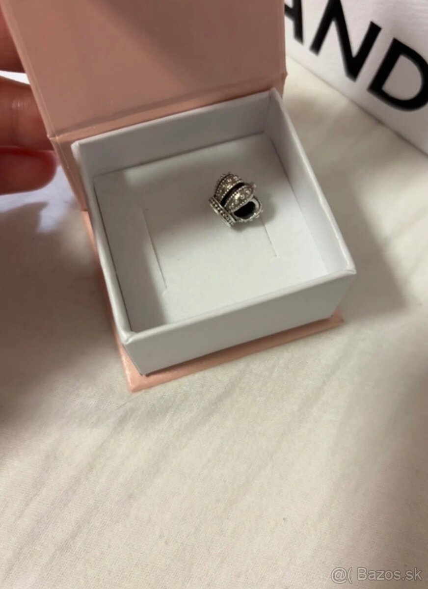 Pandora-korunka prívesok - 2