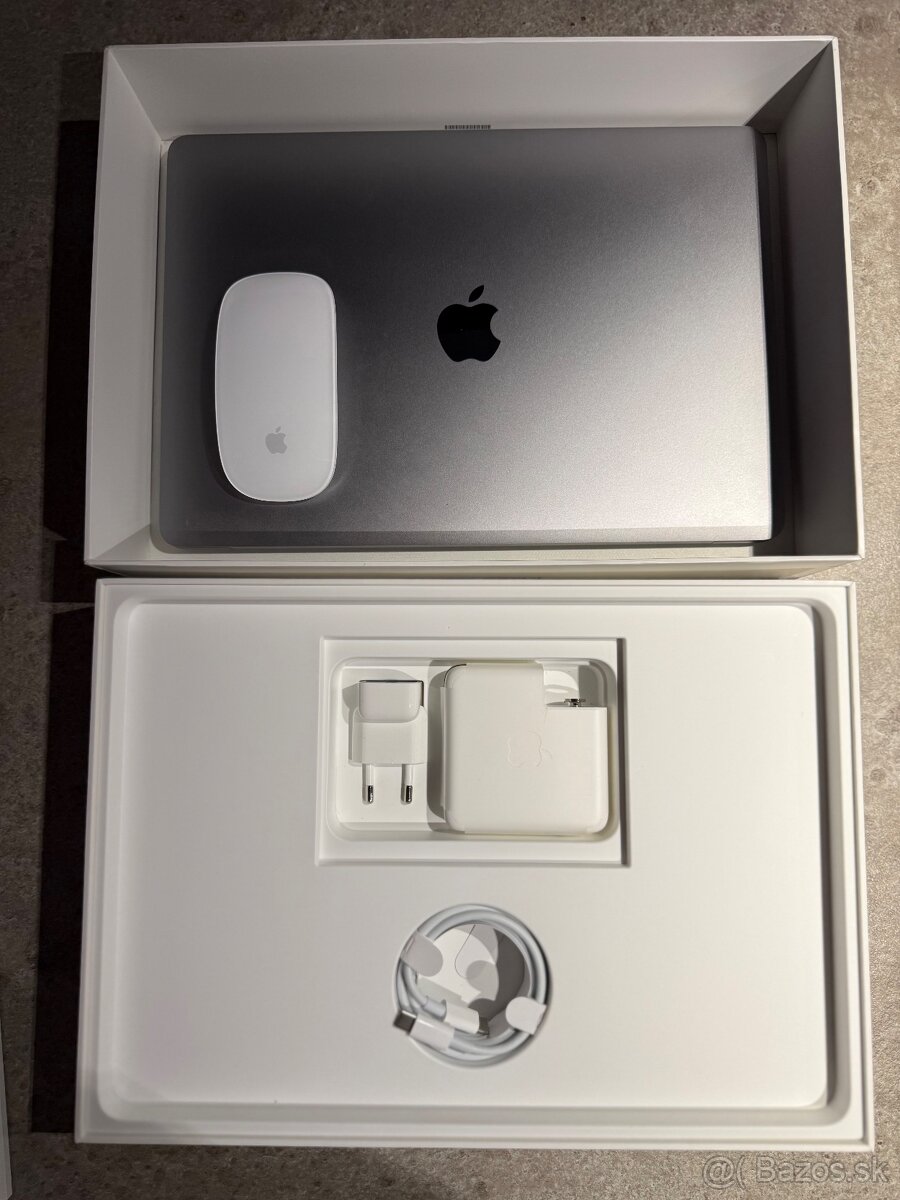 Apple MacBook Pro - 2