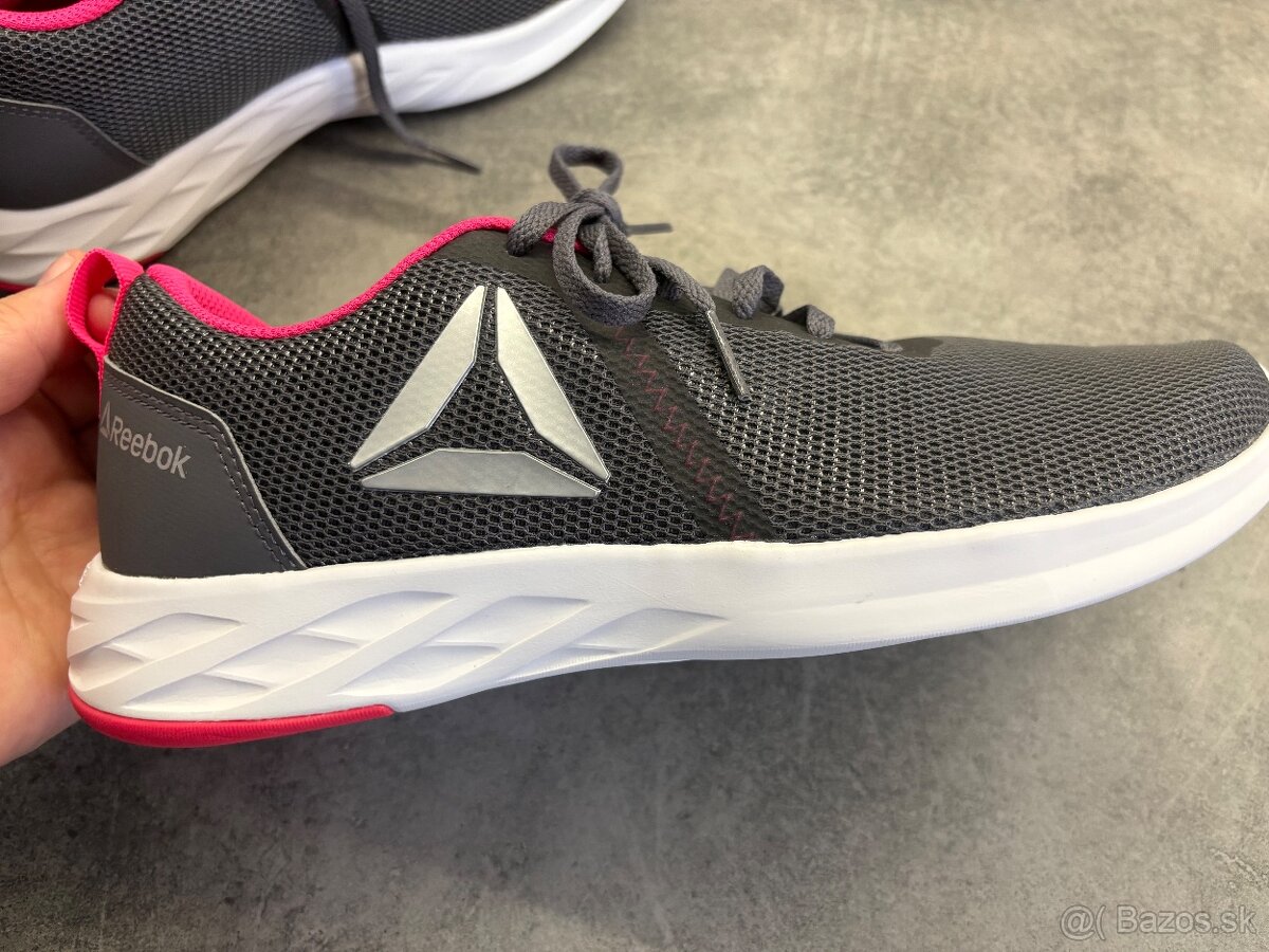 tenisky Reebok v.39 nové - 2