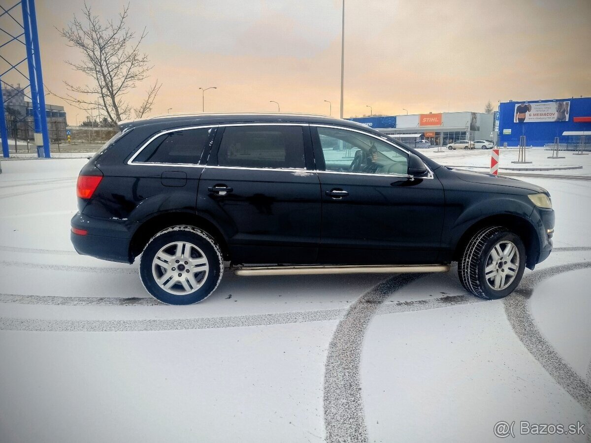 Predám Audi Q7 3.0 TDI 171 kw - 2