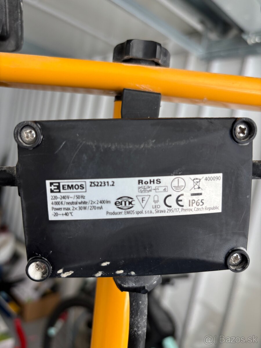 Predám led reflektory zo stojanom - 2