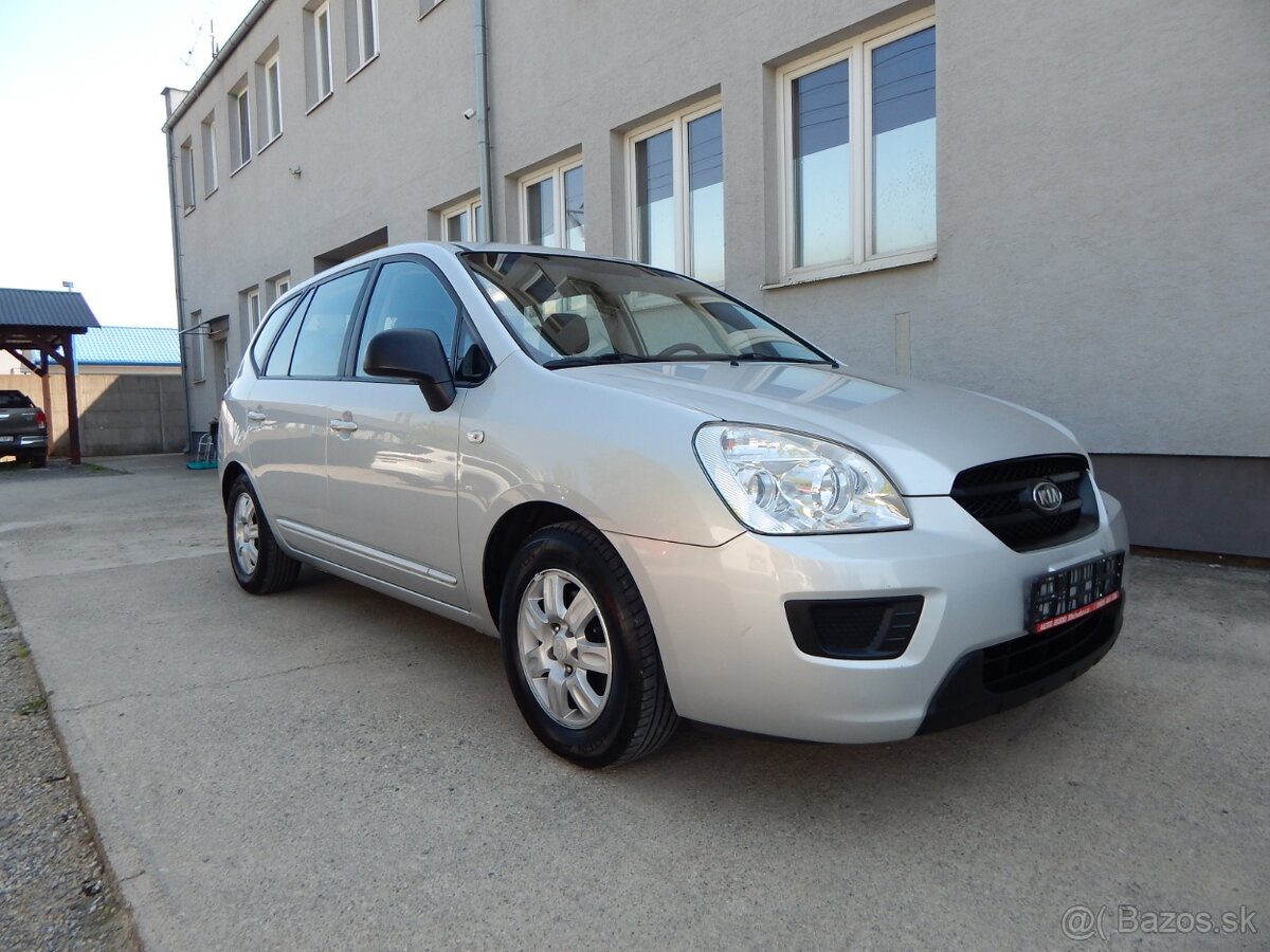 Kia Carens 2.0 LX Basis - 2