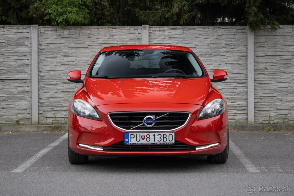 Volvo V40 T2, 1.6l - benzín, manuál - 2