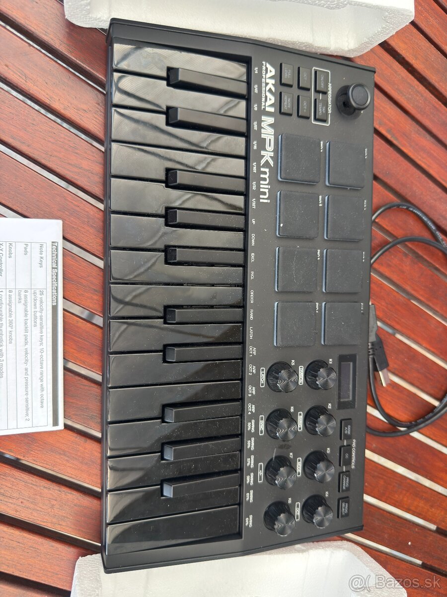 Akai Professional MPK Mini MK3 USB Mid - 2