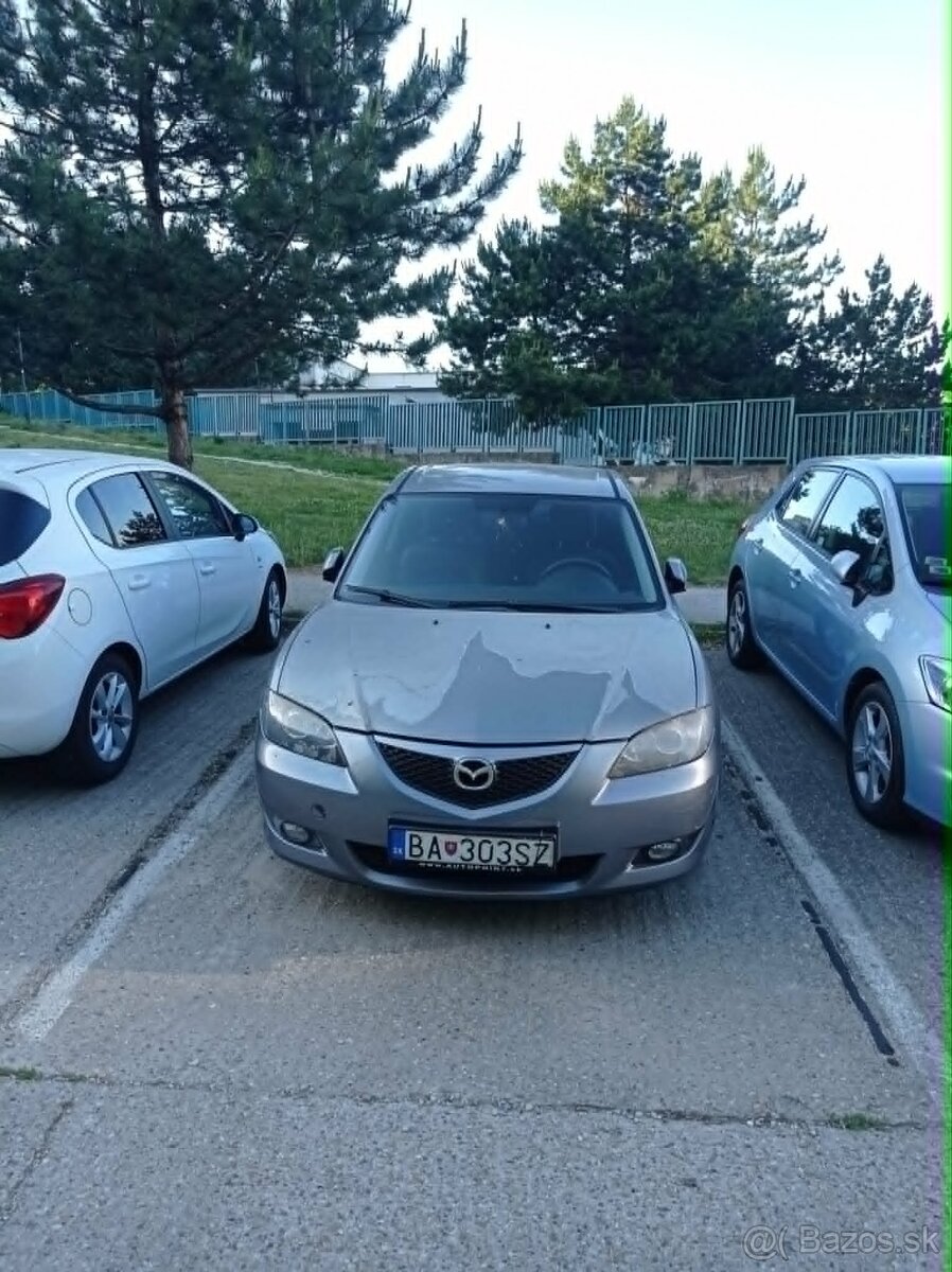 Mazda 3, rok 2004 s čerstvou STK - 2