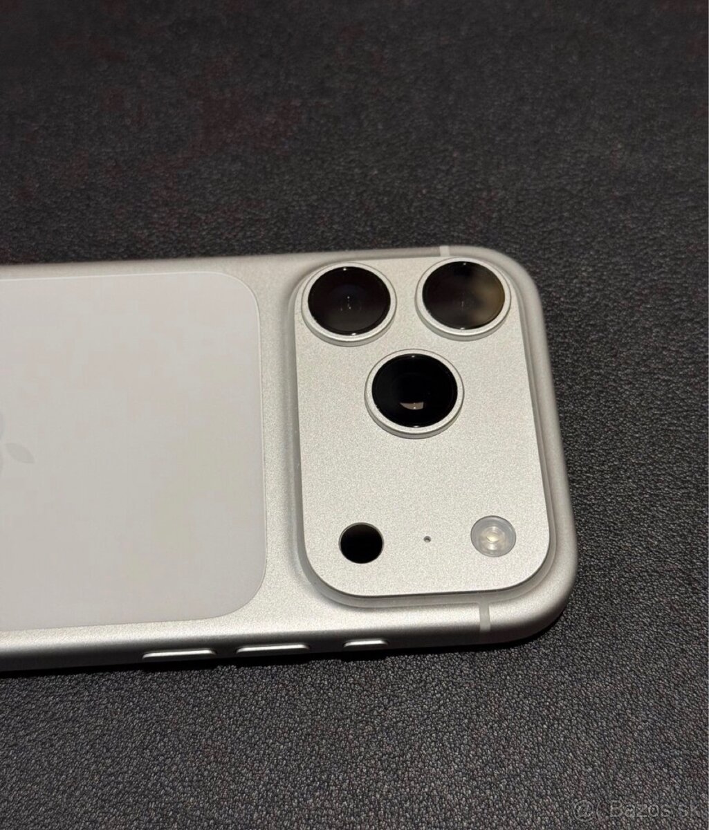 iPhone 17 Pro 256gb Silver - 2