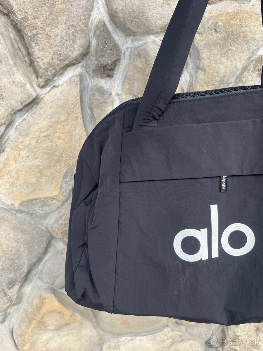Alo yoga taska - 2