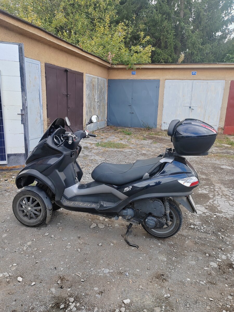 Piaggio mp3 125 - 2