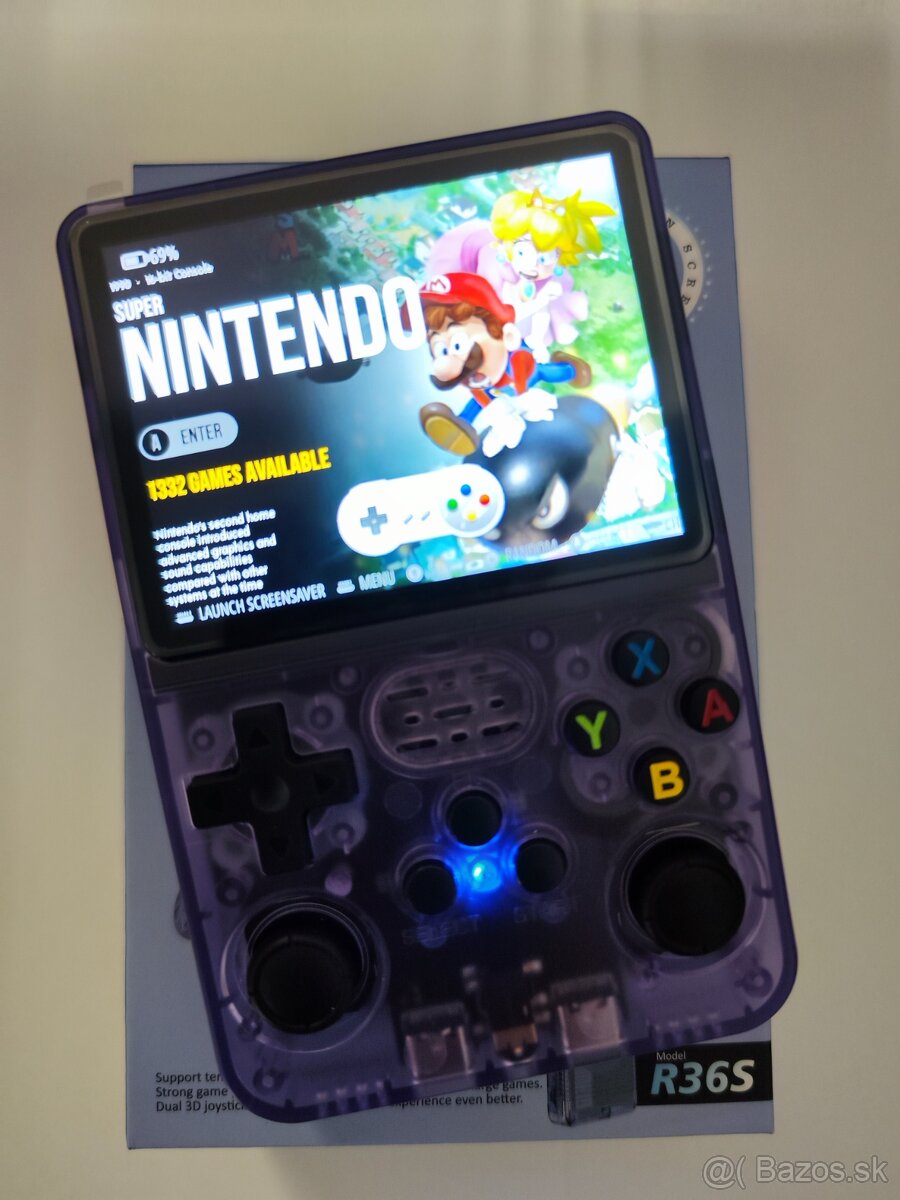 Predám novú purpurovú retro konzolu R36S-128GB. - 2