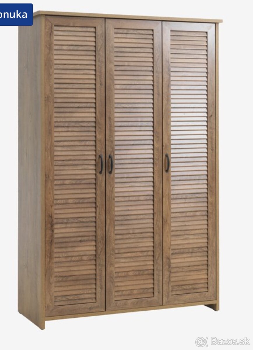 Skriňa jysk drevená - 2