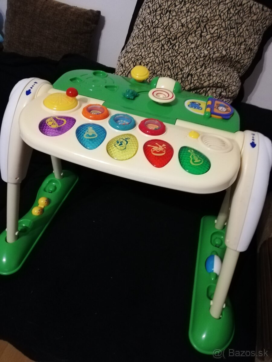 hrací stolík Chicco 3-v-1 - 2