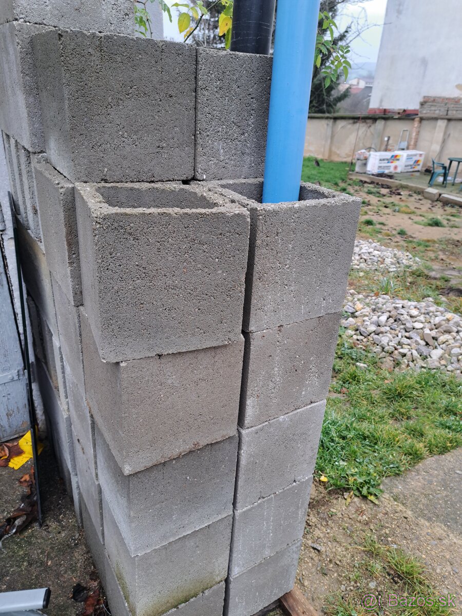 Garážový výpredaj - 2