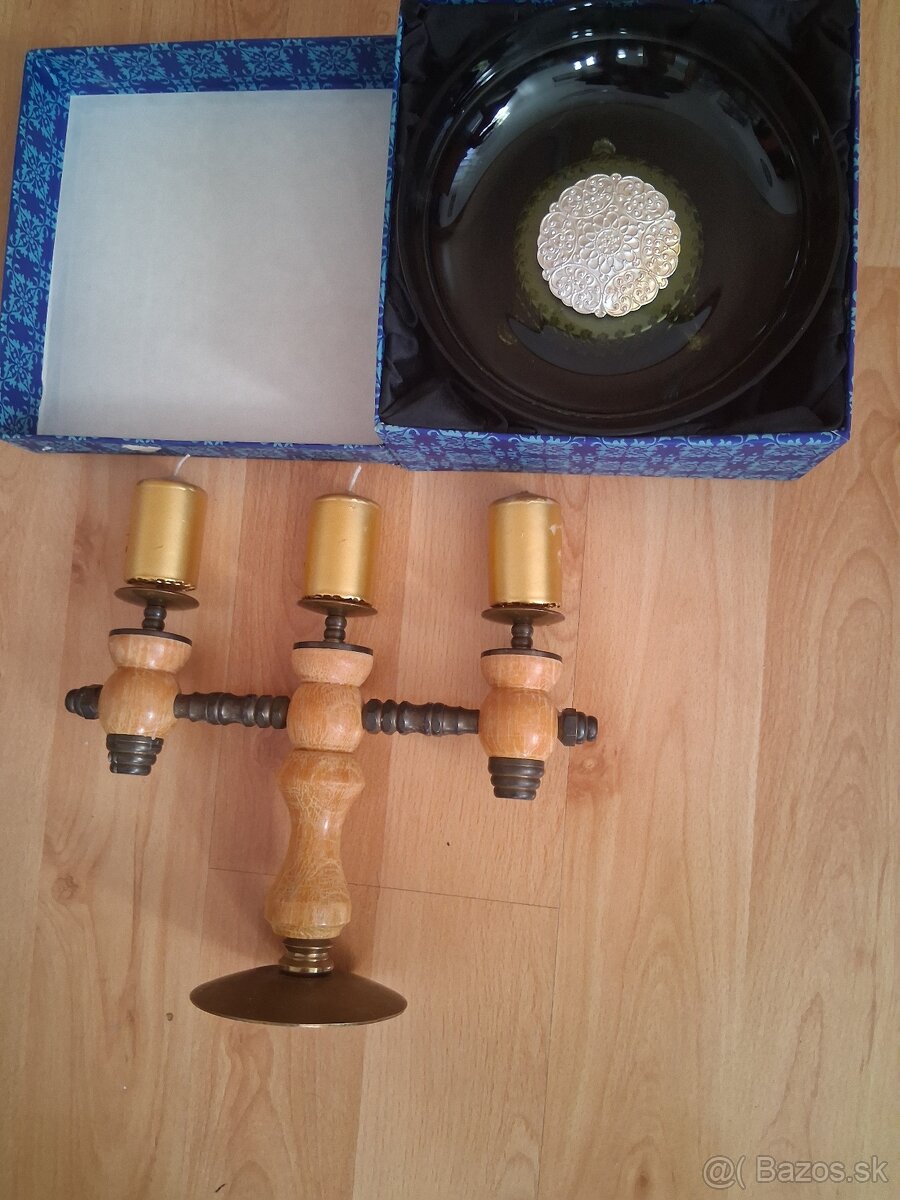 Umelecke predmety. - 2