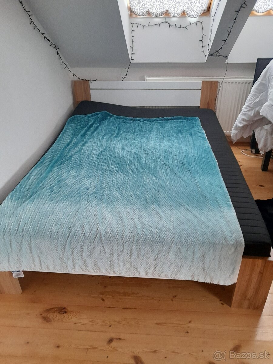 Postel 160x200 s matracom - 2