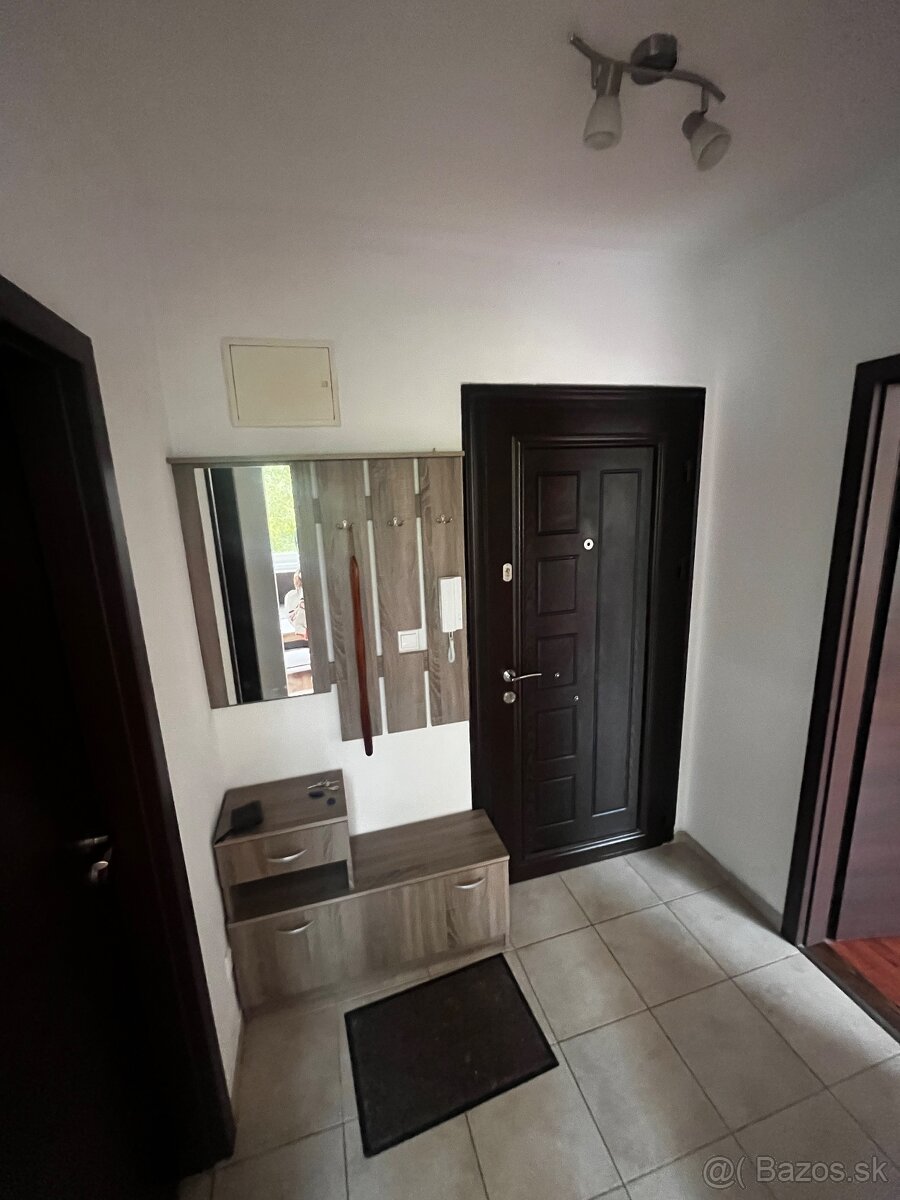 1 izbový byt v Niznej - 2