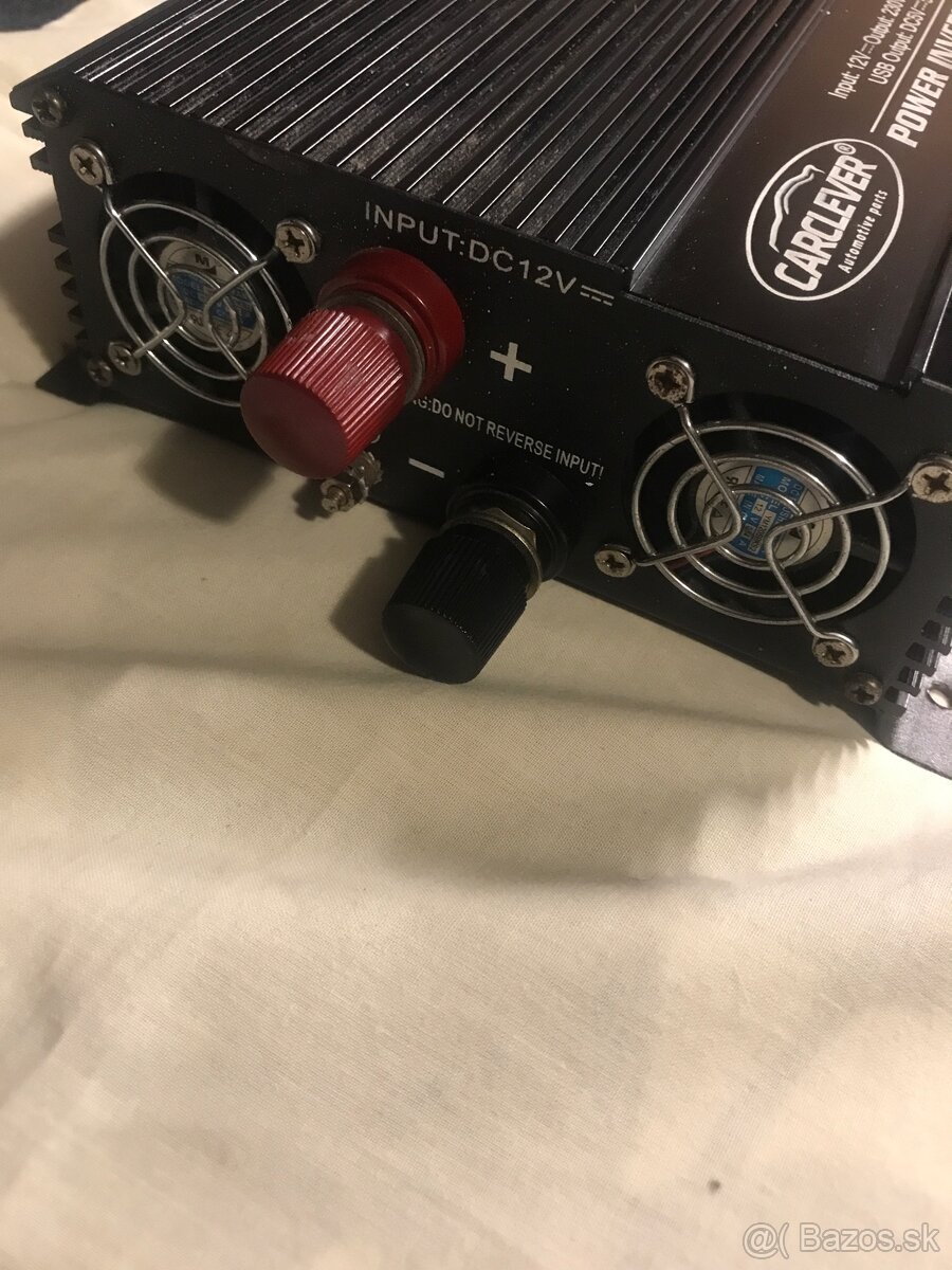 Predám používaný menič napätia do auta - 2