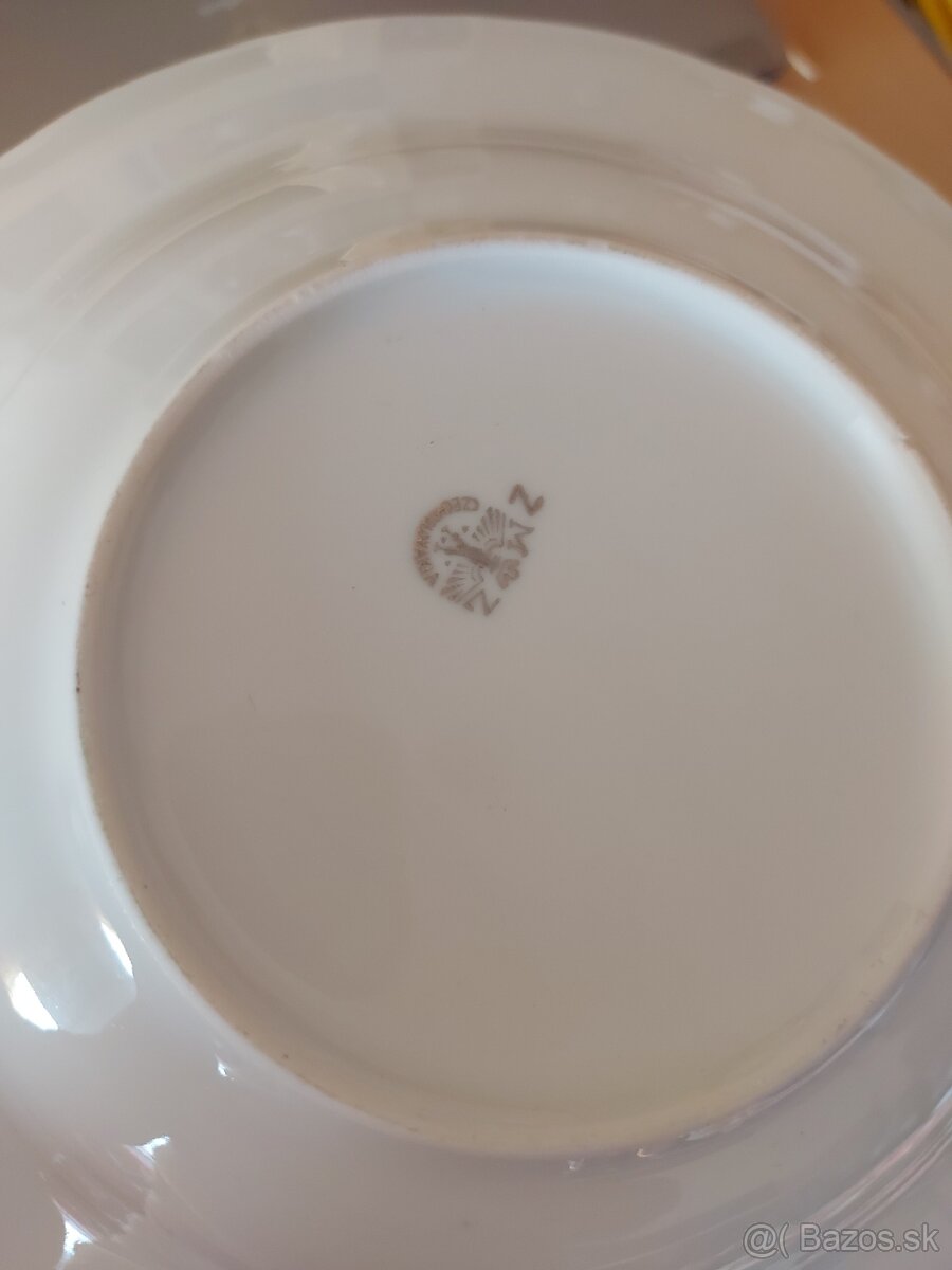 Dekoračný tanier. - 2