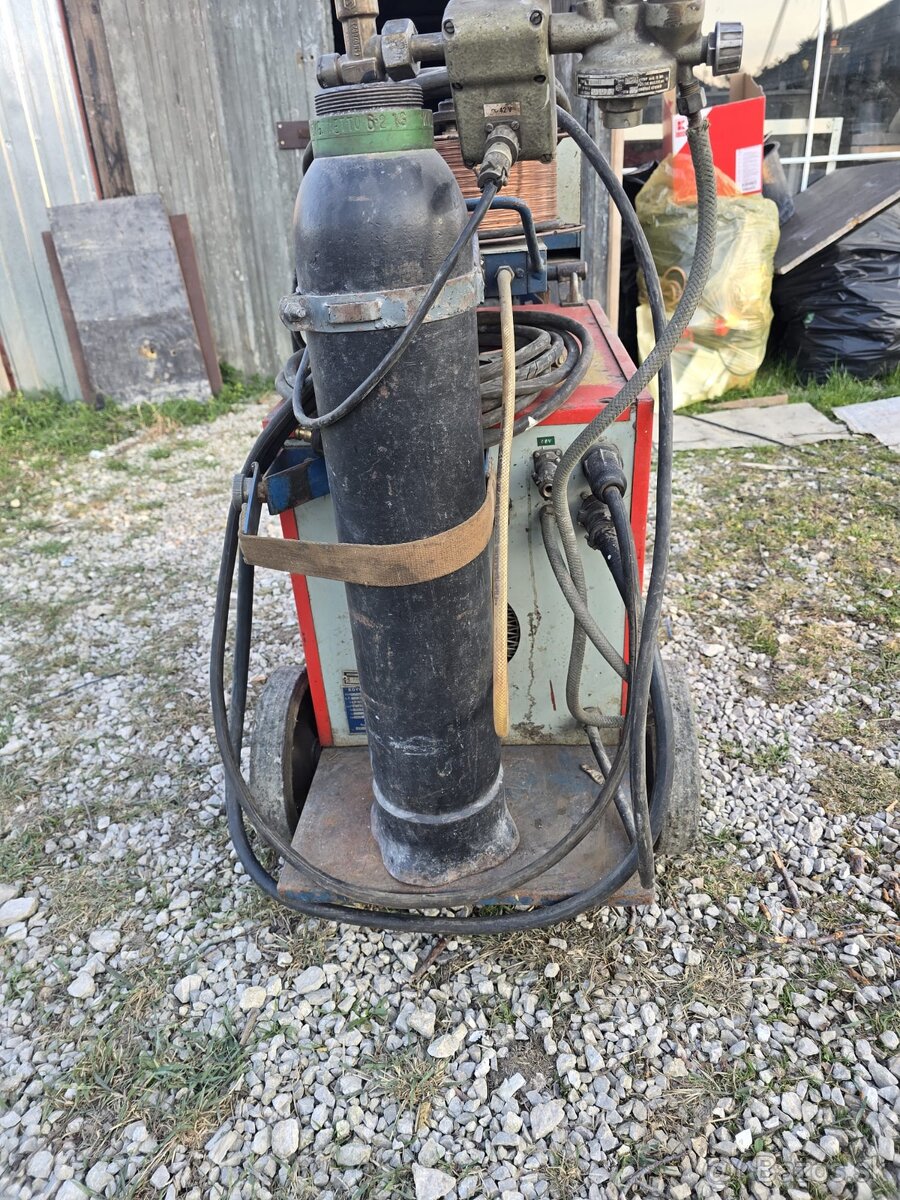 Profesionálna zváračka CO2 uniMIG-200 (200A) - 2