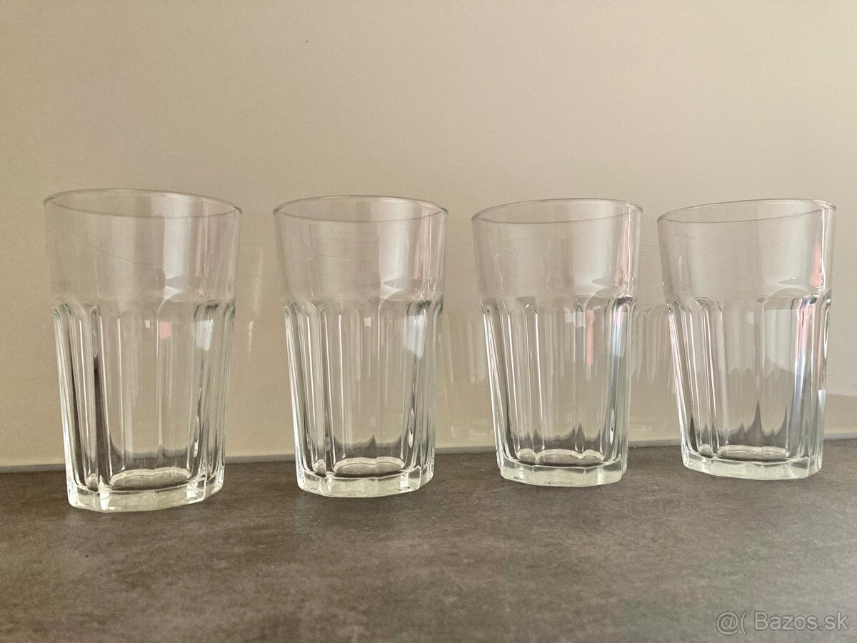 Sklenené poháre - 2
