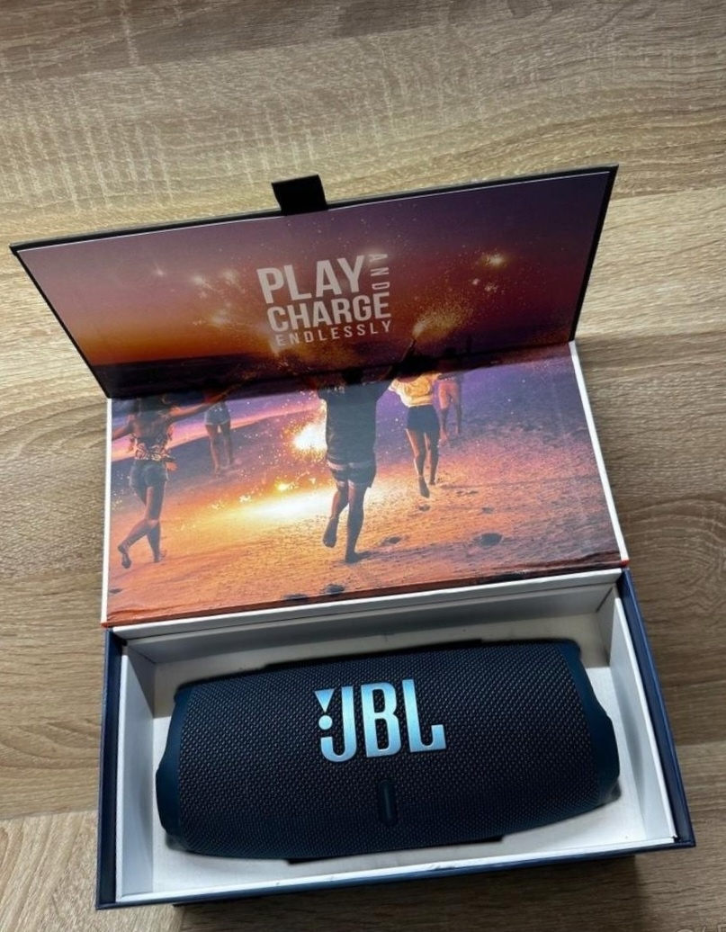 JBL charge 5 modrý v krabici - 2