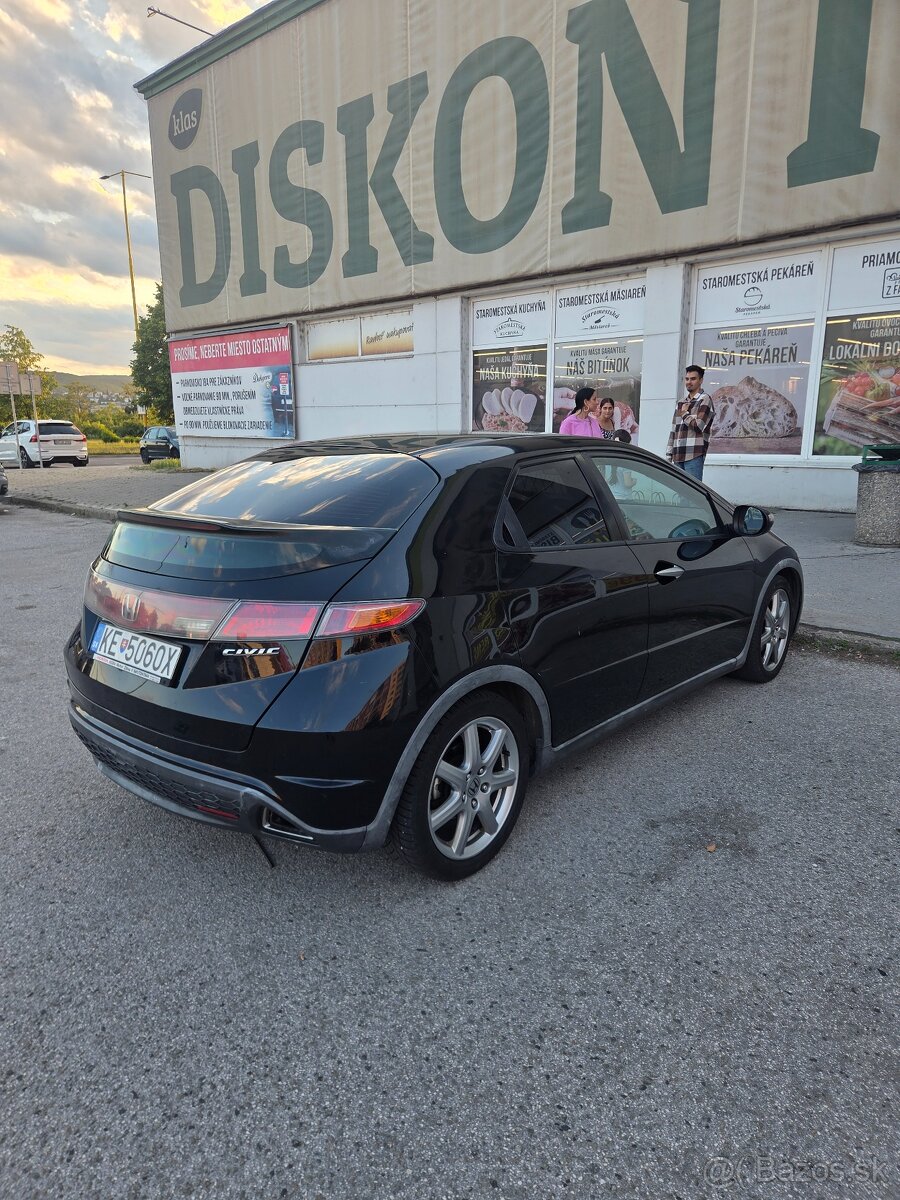 Honda civic 1.8 +LPG - 2