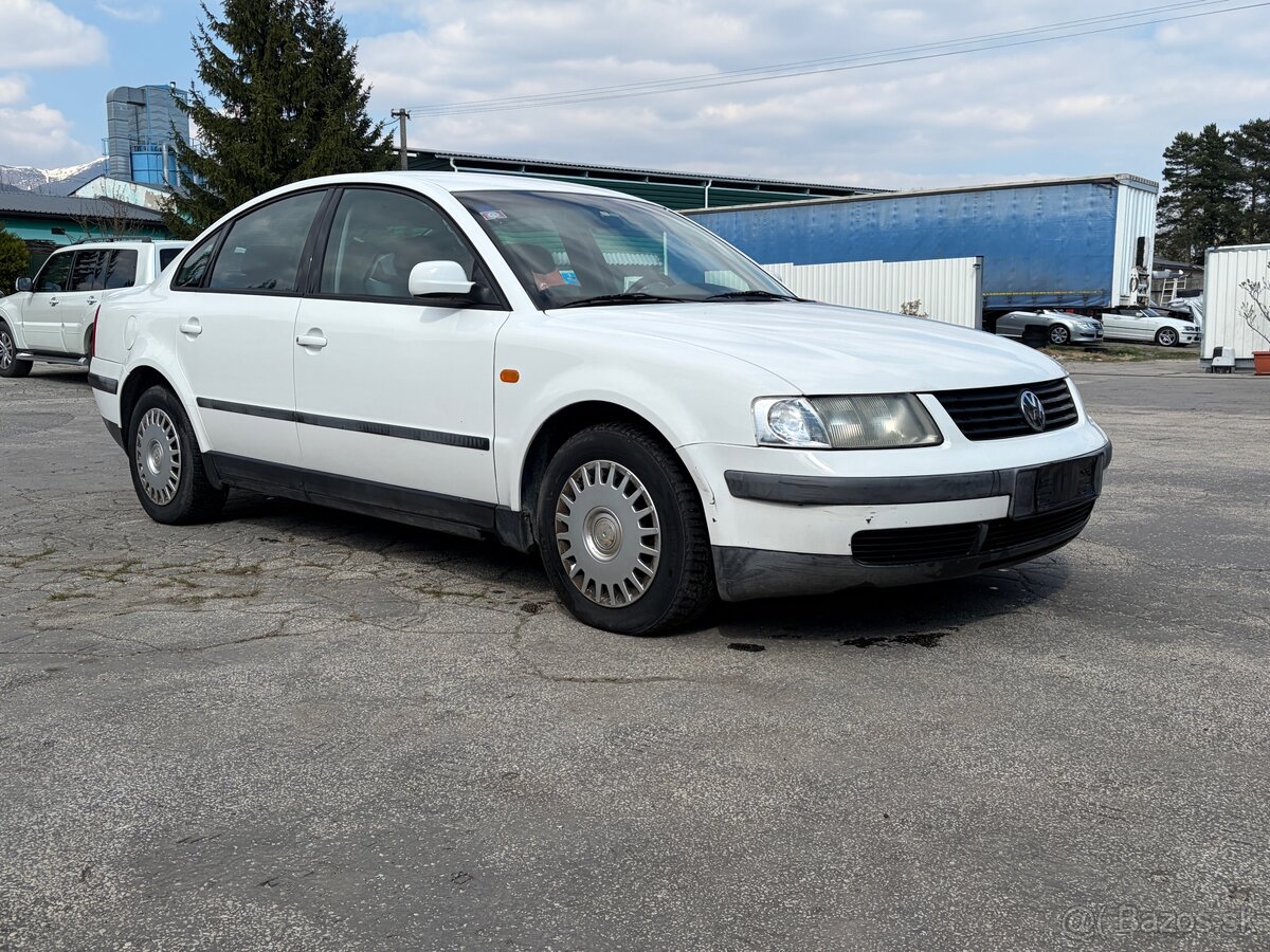 VW passat b5 1.6i - 2