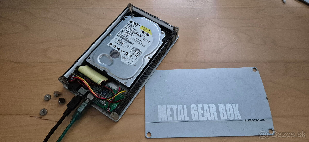 Externý disk MetalGear 20GB s originálnym adaptérom - 2